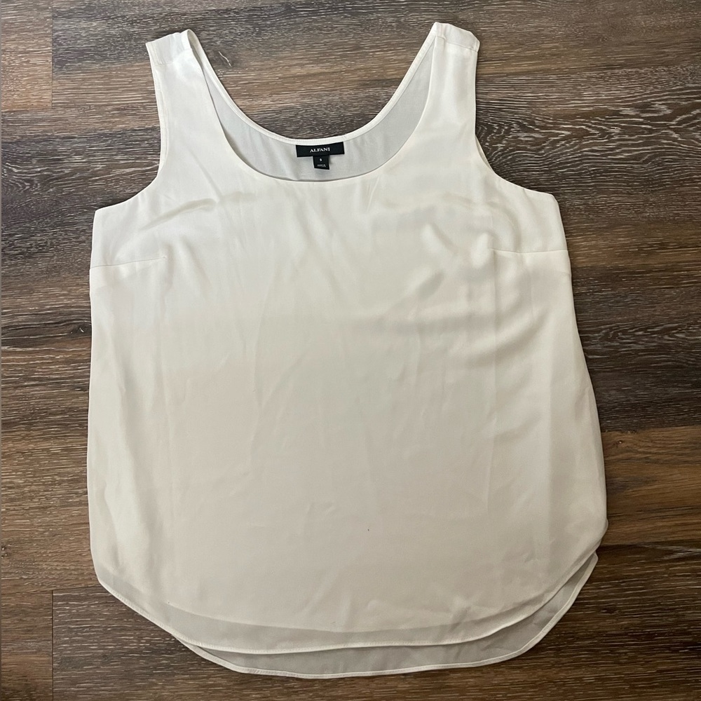 Aflani White Tank